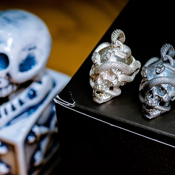 porte clé argent forme tête de mort