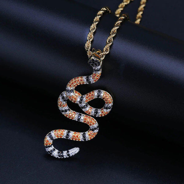 collier serpent coloré