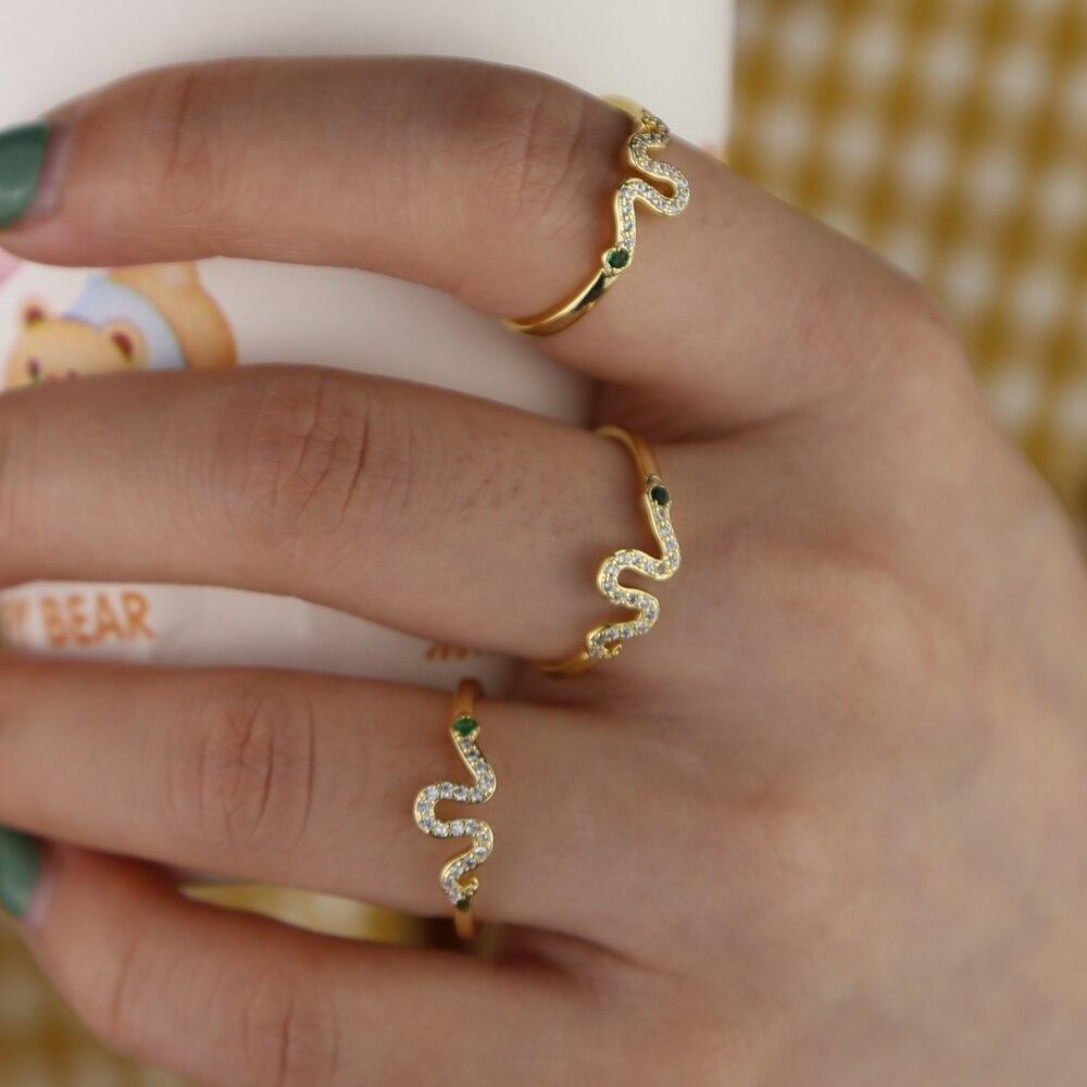 Bague Serpent Or Jaune 18 Carats Avec Rubis – Taille Enfant – Neuf Avec étiquettes